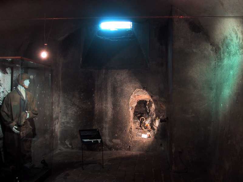 img_4537-ss_cyril_crypt