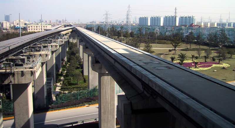 img_5001-maglev_track